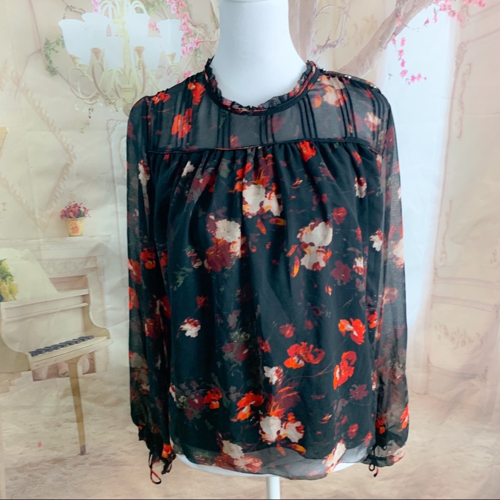 Aritzia Wilfred Lourdes Floral Applique Blouse